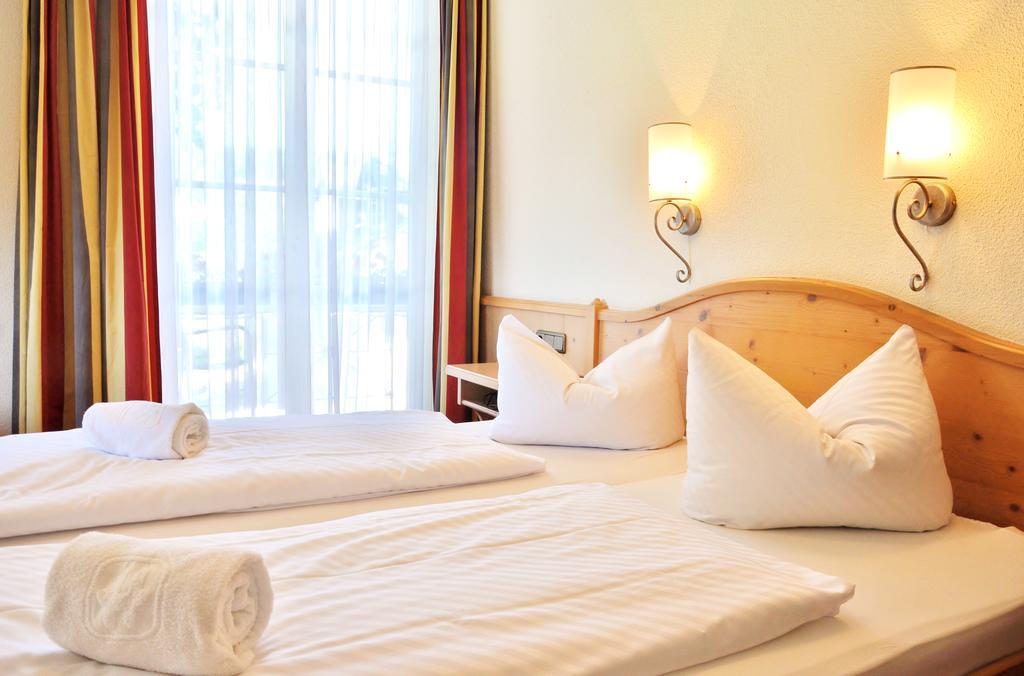 דרזדן Hotel Alttolkewitzer Hof מראה חיצוני תמונה