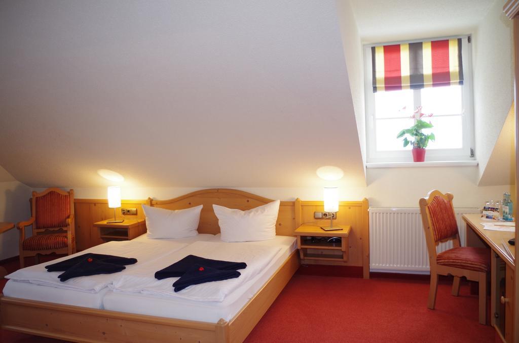 דרזדן Hotel Alttolkewitzer Hof מראה חיצוני תמונה