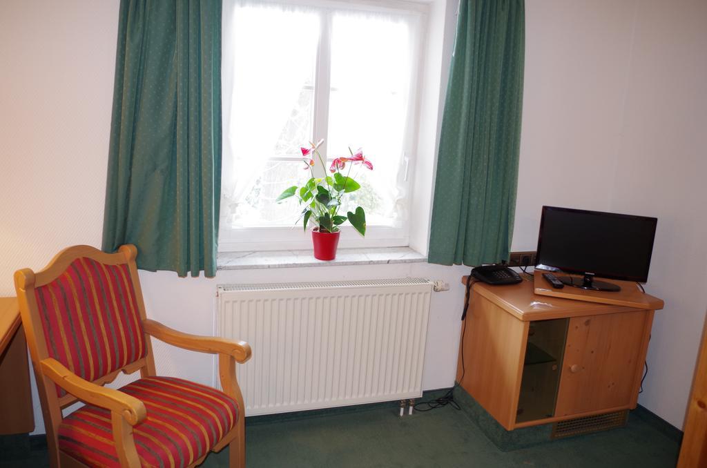 דרזדן Hotel Alttolkewitzer Hof מראה חיצוני תמונה
