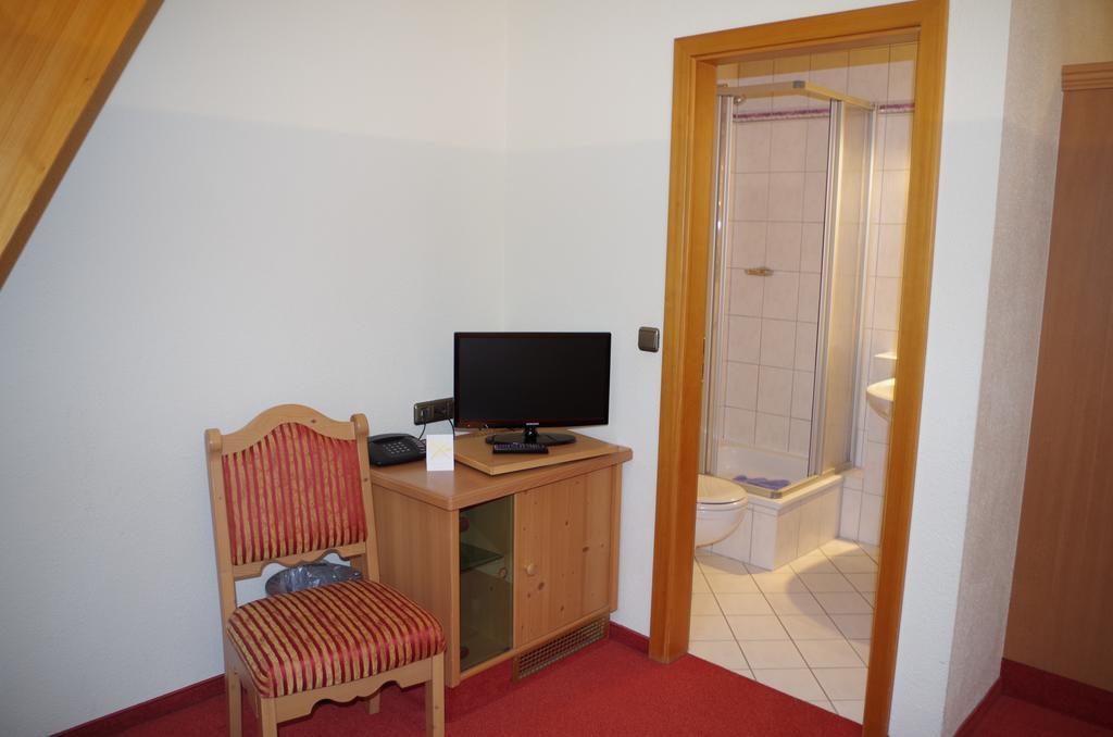 דרזדן Hotel Alttolkewitzer Hof מראה חיצוני תמונה